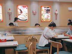 -秦香陕西食府(华贸天地店)