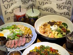 -POKEE VIA&Brunch·维娅(重庆来福士店)