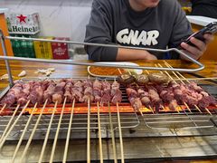 -哈尔滨小酒馆·鲜肉现穿自助烧烤(康新花园店)