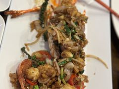 -两兄弟Song Pee Nong(2号店)