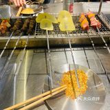 结果发现就在东站地铁Ｃ出口走一段就行