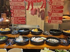 -广州万富希尔顿酒店·感趣自助餐厅·金秋蟹宴生蚝海鲜刺身