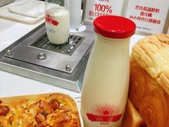 -红星前进面包牛奶公司(畅春园店)
