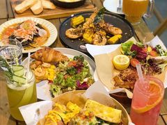 海鲜牛油炒蛋牛角包-CHILLAX轻乐时(侨建·Hi City店)