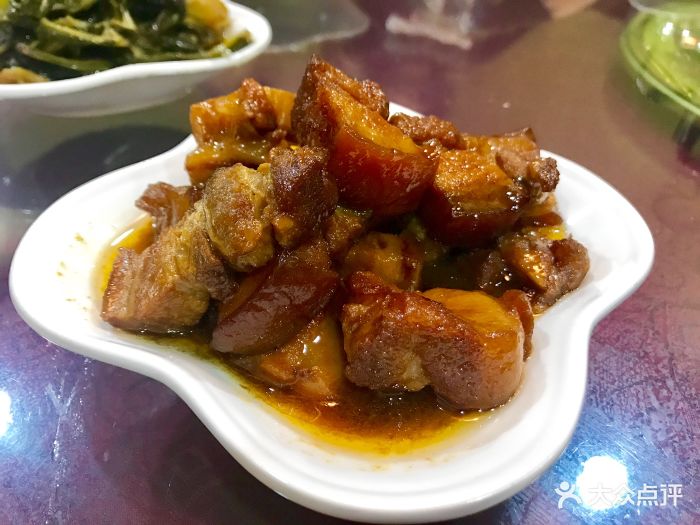 红灯笼龙凤饭店红烧肉图片 - 第1张