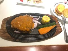 -豪客来牛排(中央花苑店)