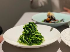 清炒鸡毛菜-屋里厢上海菜馆