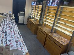 -优医视平价眼镜超市蔡司依视路折扣(小马厂店)