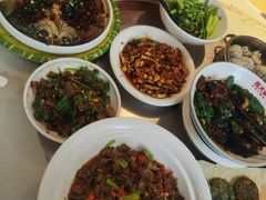 -陈大锅·岳阳鱼馆·地道岳阳菜(美食街店)