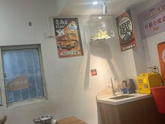 -叶新小吃店(来凤小区总店)