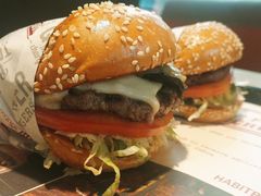 -The Habit Burger Grill 哈比特汉堡(复兴soho店)