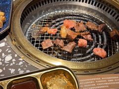 -黑牛の場烤肉(摩天活力城店)