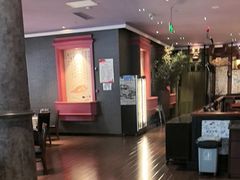 -八府香鸭·啫啫煲(华山路店)