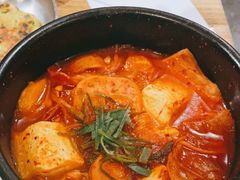 泡菜火腿锅-姜虎东白丁烤肉(虹桥天地店)