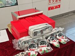 -新百广场(地铁站)