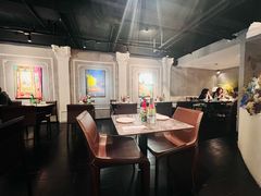 -LESCEDARS Brasserie Bistro香柏树