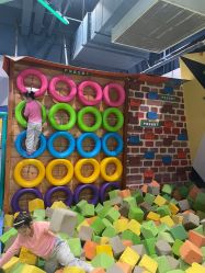 -反弹蹦床公园·亲子乐园·团建·派对(尚品奥莱店)