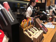 -星巴克臻选(华堂·新辰汇店)