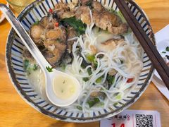 -鲜越鲜鱼粉(财富购物中心店)