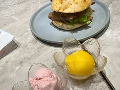 -必胜客(上海新南方商城PH店)