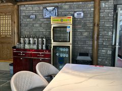 -乔家小院•非遗驴肉•本地小海鲜(滨河路店)