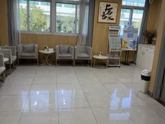 -上海仁爱医院口腔科 · 种植