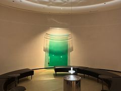 -涨巢·潮玩水疗局