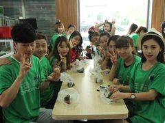 -维纳斯化妆摄影学校