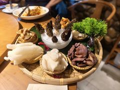 -菌彩云南野生菌火锅(万达广场店)