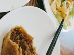 -清真吴记门钉肉饼·喜多利