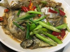 -鑫悦楼煎蟹·16年海鲜大排档