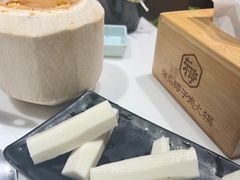 -东椰·海南椰子鸡火锅(朝阳门店)