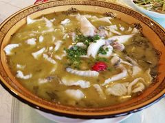 酸菜鱼-黄家饺子东北特色菜馆(湖滨商业街店)