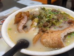 -凯峰鱼汤米线(金利達店)