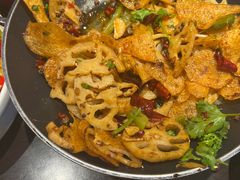 -川流不息·地道川菜·小龙虾(松东路店)