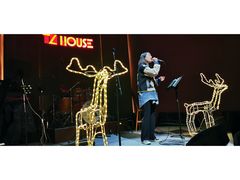 -TZ House音乐现场(来福士中心店)