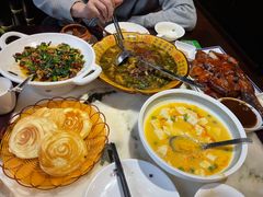 -蔼若春.传承三十年云南菜(金碧公园店)