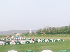 -大连铭湖国际观光牧场