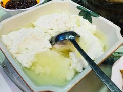 豆花-渝君重庆火锅(嘉宾路店)