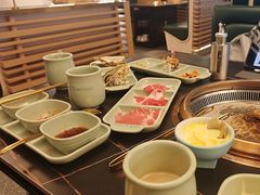 -梨花甄选自助烤肉(小寨原力场店)