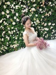 -艾米丽婚纱礼服