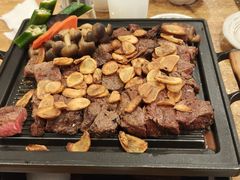 -炼火烤肉店