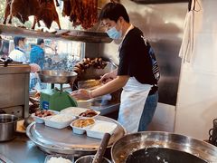 -华香鹅快餐店