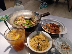 -费大厨辣椒炒肉(黄兴中心广场店)