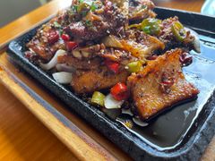 -莲餐厅·湖北菜·潜江小龙虾店(愚园路店)