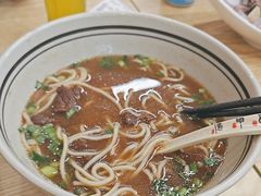 -小马牛肉面·牛骨熬制(南京博物院店)