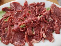 鲜牛肉-濠轩阁特色生蚝火锅(水湾路店)