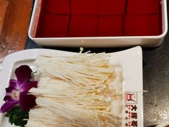 -周周有辣火锅馆(玖耀里店)
