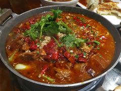 -万重锦·人文川菜馆(骡马市店)