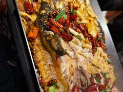 -鸣记脆皮烤鱼·海鲜烤鱼(亿合城店)